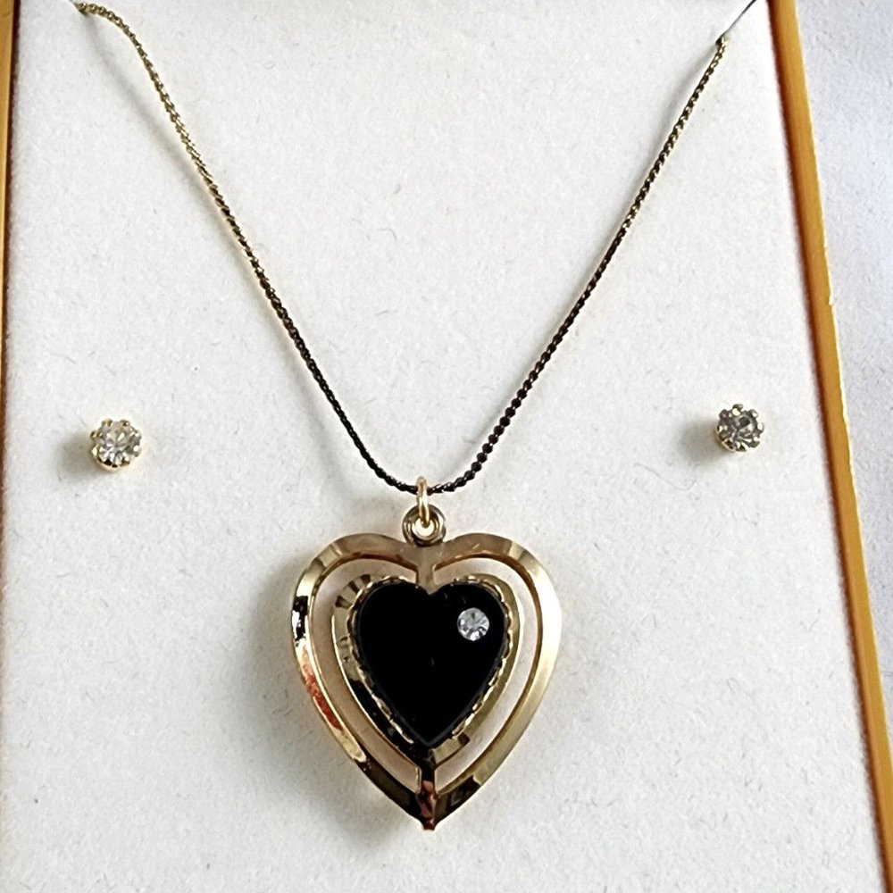 Vintage 14kt Gold-Plated Styles by Smart Gold & Black Heart w/ Stud Earrings